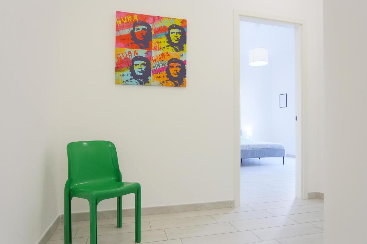 Bright & Central Apartment Near The Station Salerno Exterior foto